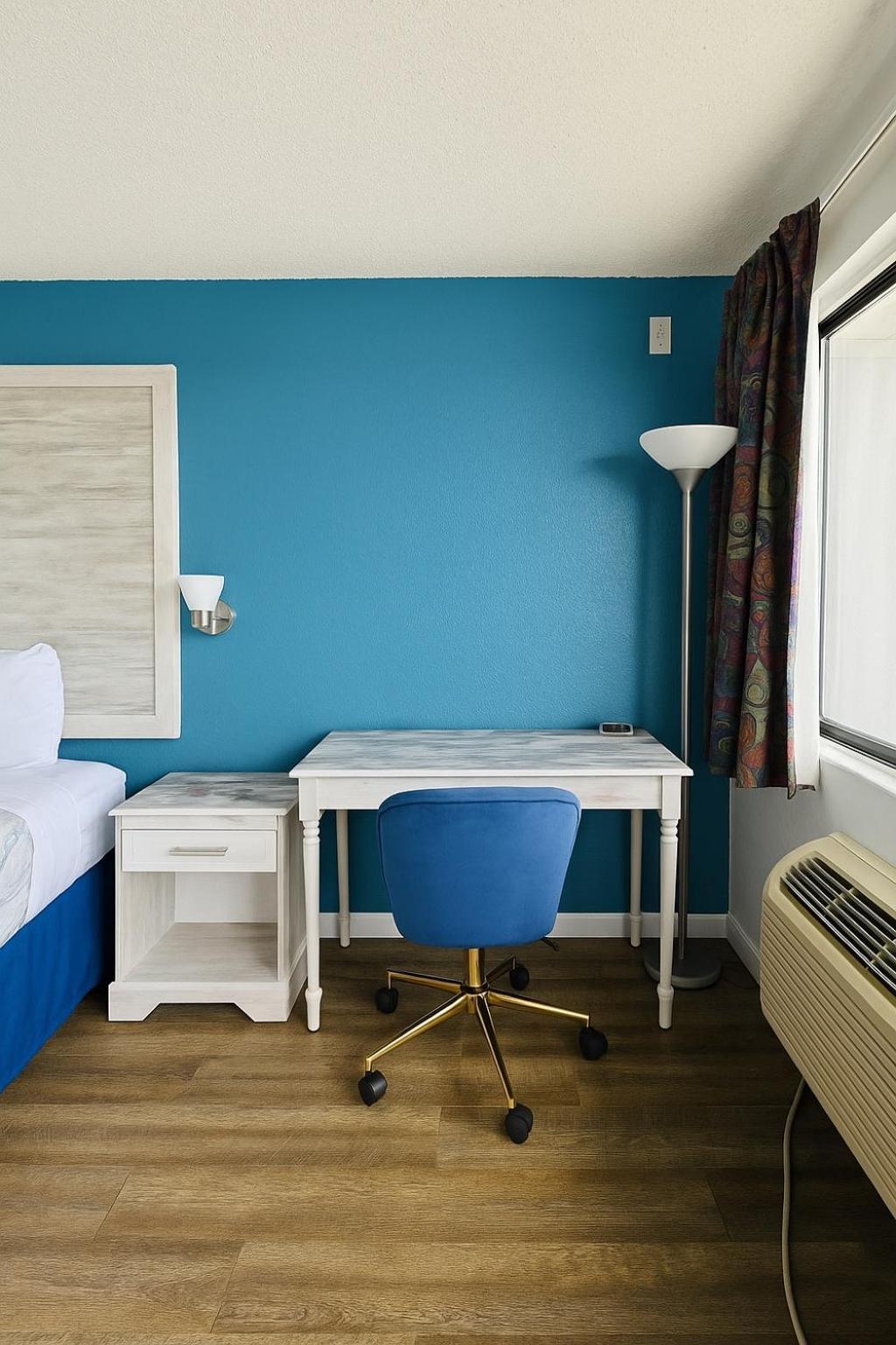Ozark Inn And Suites Osage Beach Exteriör bild